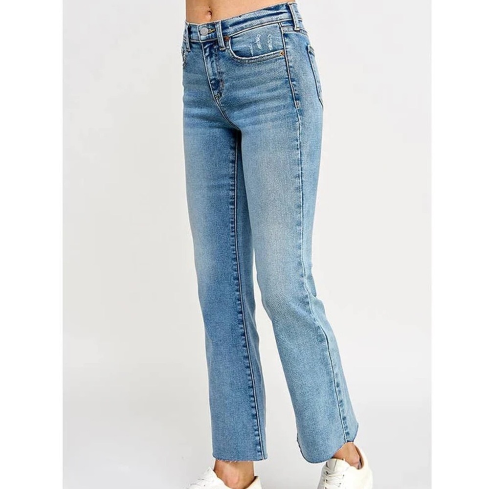 Sneak Peek Mid Rise Ultra Stretch Kick Flare Jeans Sz 28 - Picture 4 of 9